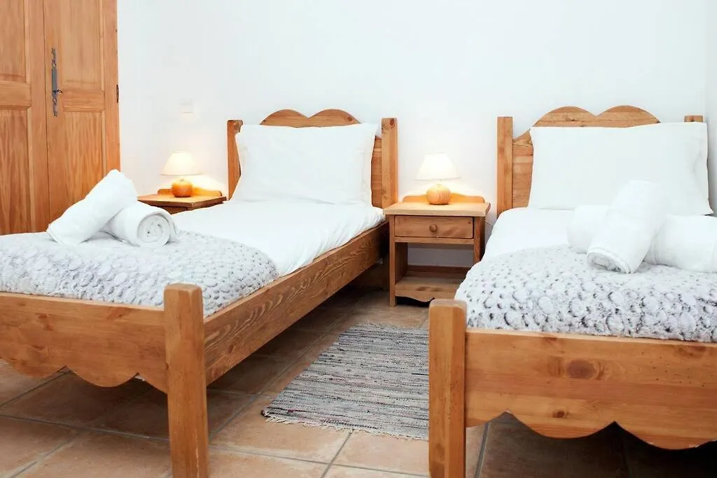 Mercer - 3 Bedroom Apartment With Stunning Views 생트 푸아 타랑테즈
